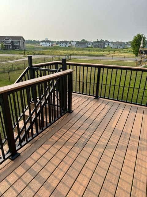 Custom deck builder and free deck cost calculator for Twin Cities homeowners
